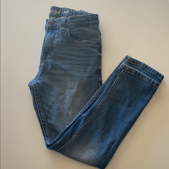 Boys Cat & Jack Tapered Total Flex Jeans. - Picture 2 of 5